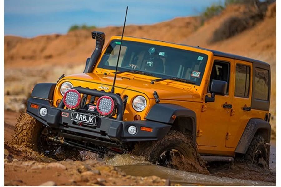 Defensa Delantera ARB® 3450230 Deluxe Winch para Off-Road Jeep JK 07-18